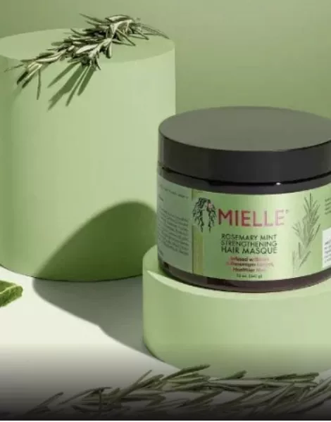 Mielle Rosemary Mint Strengthening hair Masque